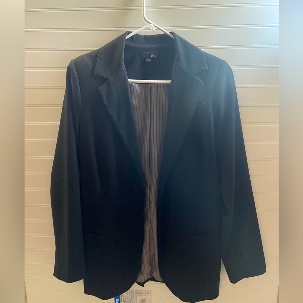 Zinc Women’s M Classic Black Blazer